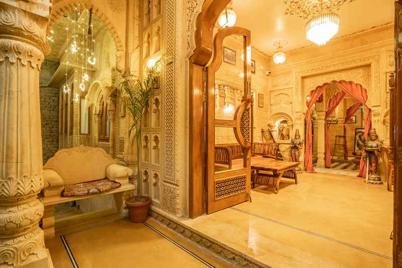Rang Niwas Hotel