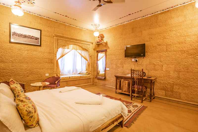 Rang Niwas Hotel