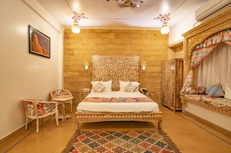 Rang Niwas Hotel